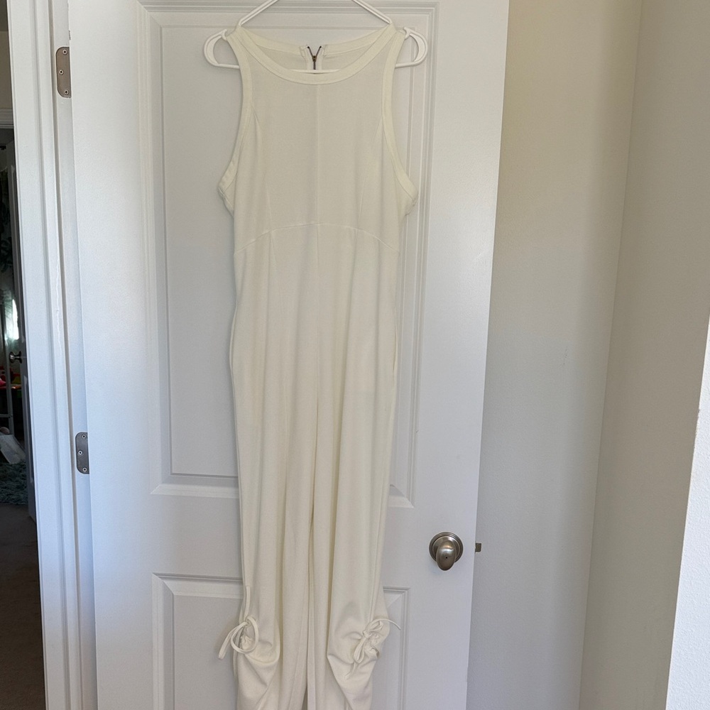 White Sleeveless Jumpsuit